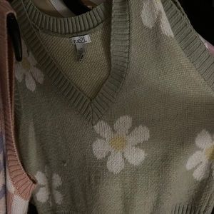 sage green flower print vest